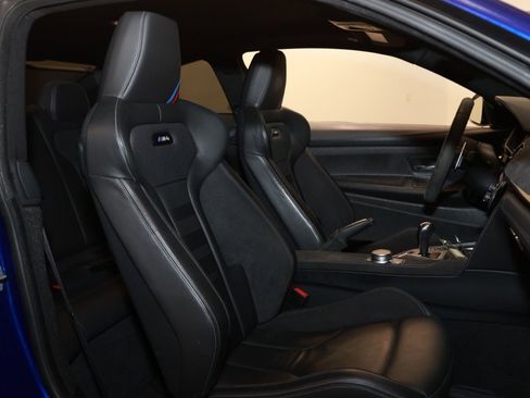 Used 2019 BMW M4 CS w/ Executive Package image 17