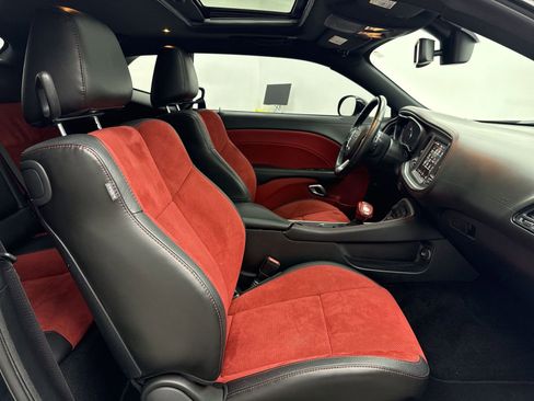 Used 2022 Dodge Challenger GT w/ Plus Package image 35