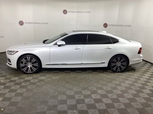 Certified 2023 Volvo S90 B6 Plus w/ Protection Package Premier image 7