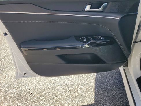 New 2026 Kia K5 GT-Line image 8