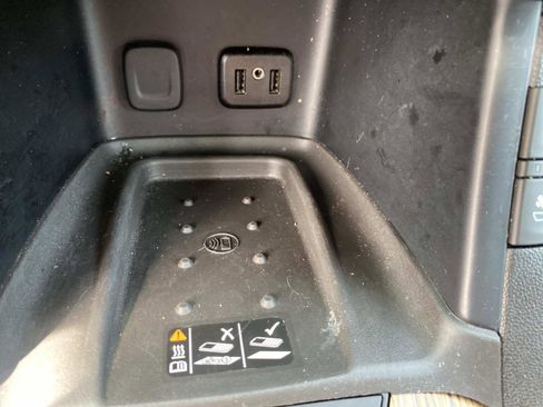 Used 2019 GMC Acadia Denali w/ Technology Package image 14