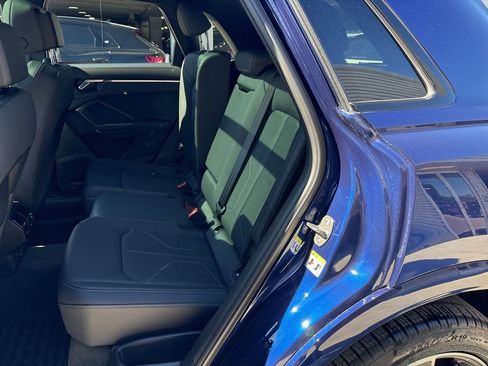 Certified 2025 Audi Q3 2.0T Premium w/ Convenience Package image 14