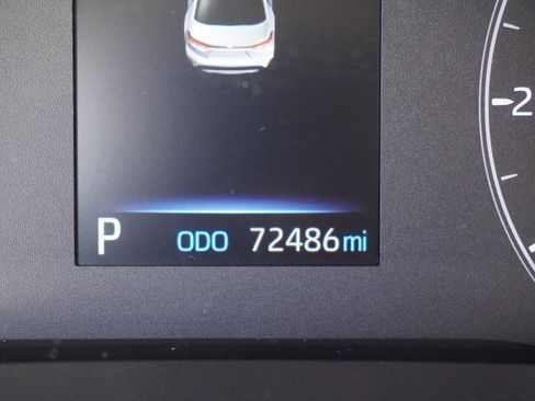 Used 2024 Toyota Corolla SE image 9