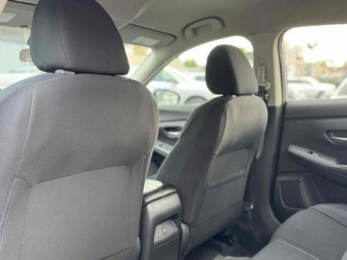 Used 2020 Nissan Sentra SV image 12