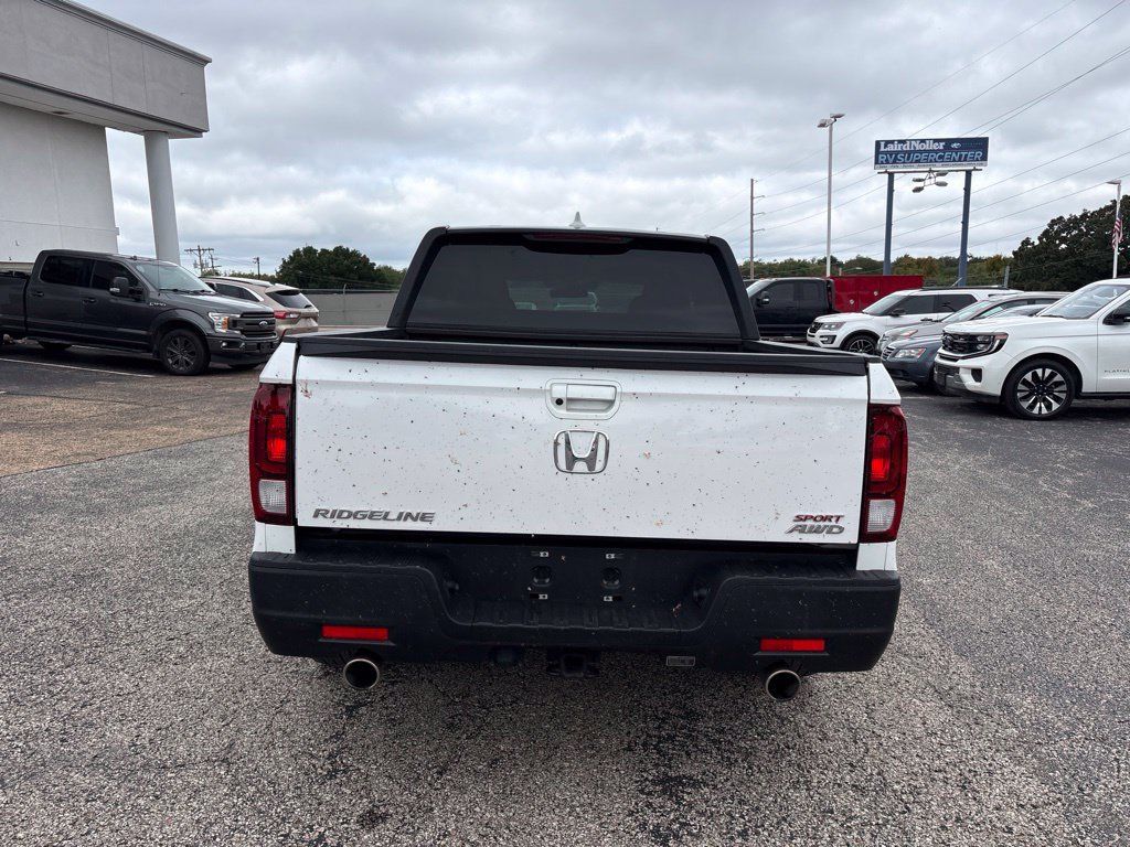 Used 2023 Honda Ridgeline Sport image 6