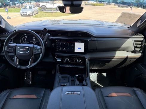 Used 2024 GMC Sierra 2500 AT4 w/ AT4 Premium Plus Package image 25