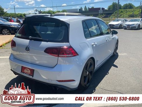 Used 2018 Volkswagen GTI SE FWD image 16