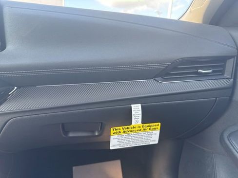 New 2026 Nissan Sentra SV w/ SV Convenience Package FWD image 18
