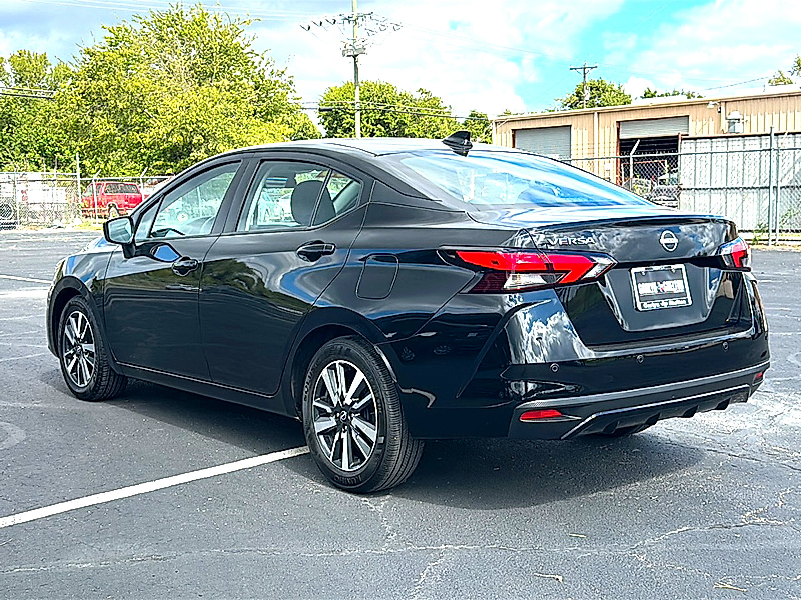 Used 2025 Nissan Versa SV FWD image 6