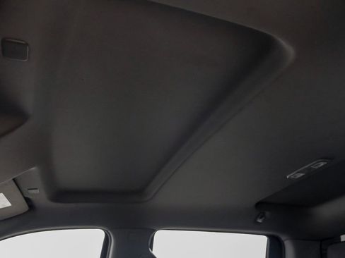 Used 2021 Chevrolet Silverado 1500 Custom image 28