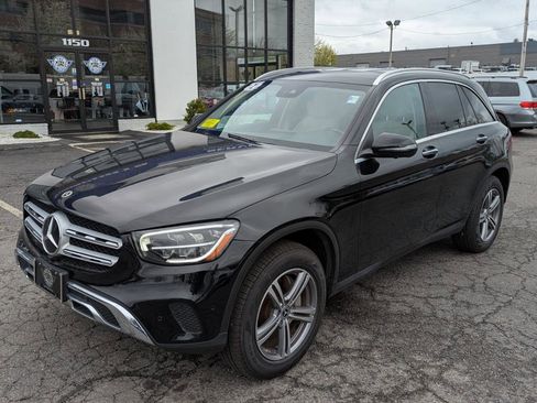 Used 2022 Mercedes-Benz GLC 300 4MATIC image 2