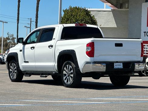 Used 2020 Toyota Tundra SR5 w/ SR5 Upgrade Package RWD image 3