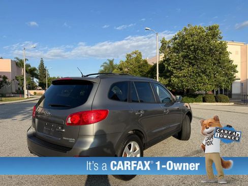 Used 2009 Hyundai Santa Fe Limited FWD image 4
