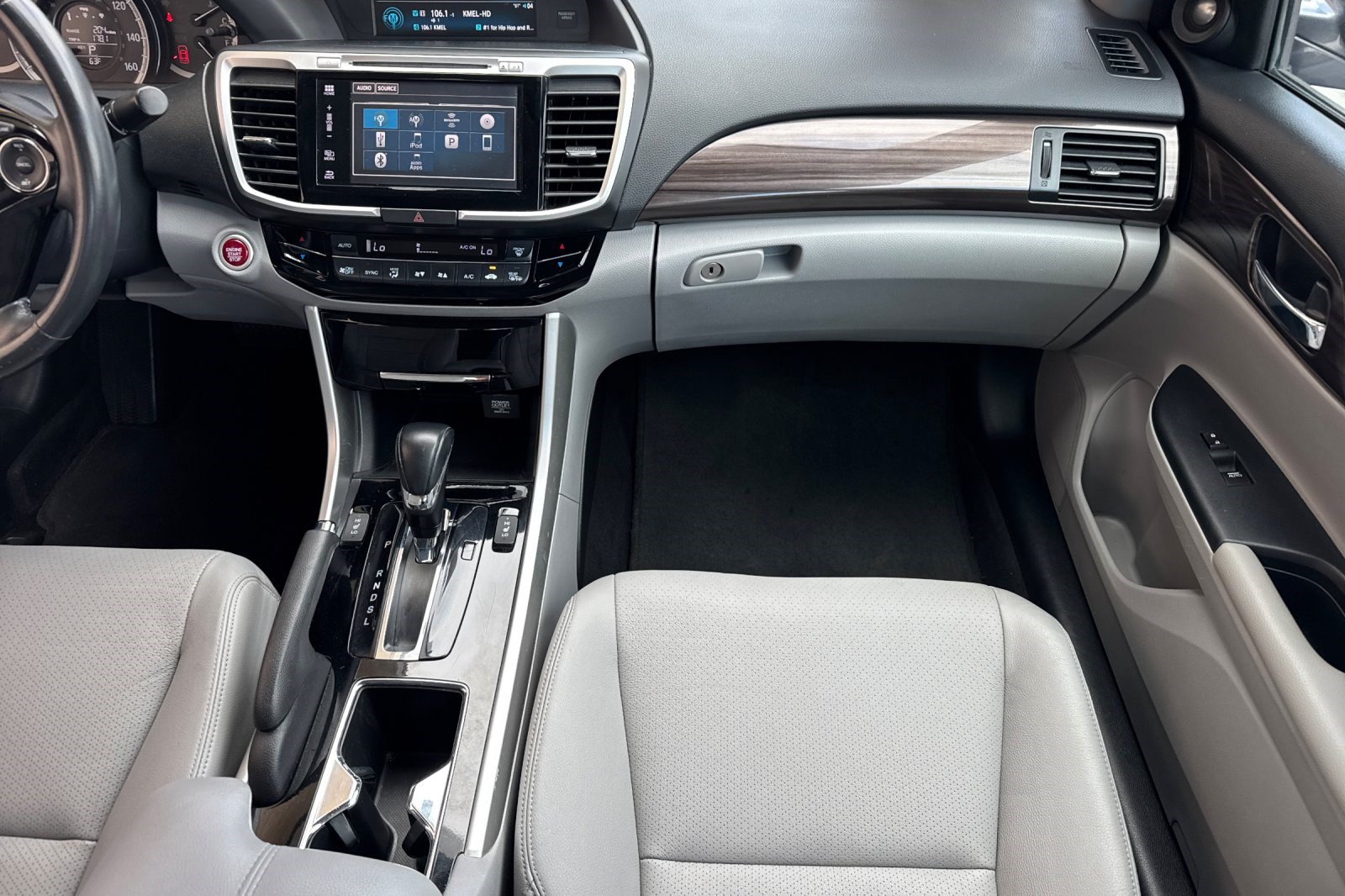 Used 2016 Honda Accord EX-L image 30