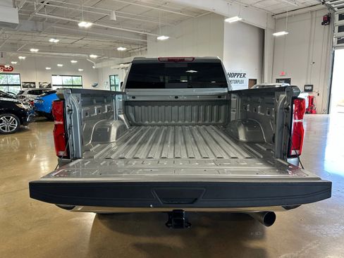 Used 2025 Chevrolet Silverado 2500 LTZ w/ LTZ Convenience Package image 41