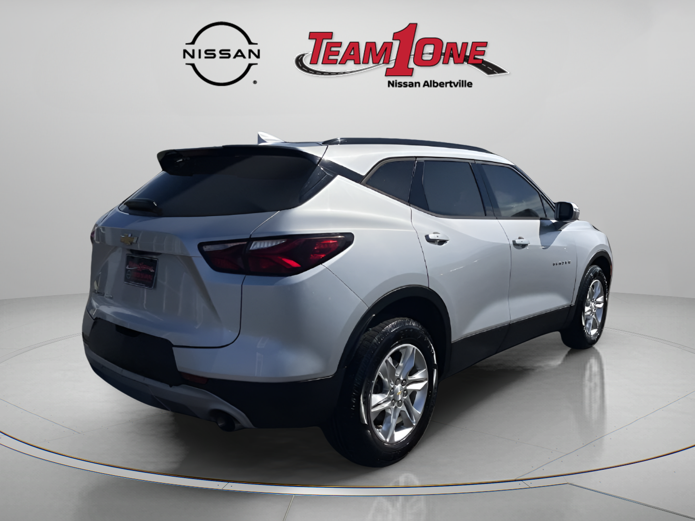 Used 2020 Chevrolet Blazer LT w/ Sound & Technology Package AWD/4WD image 8