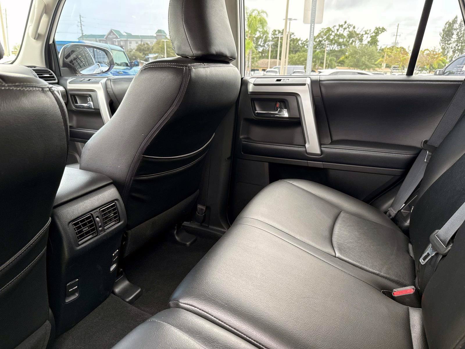 Used 2019 Toyota 4Runner SR5 AWD/4WD image 15