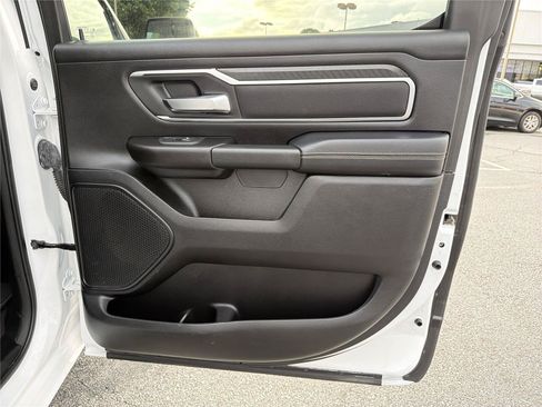 Used 2025 RAM 1500 Big Horn AWD/4WD image 15