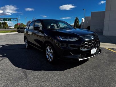 Used 2025 Honda HR-V LX