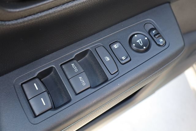 Used 2025 Honda CR-V Sport image 16