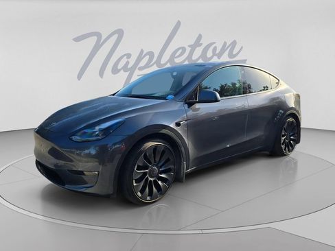 Used 2023 Tesla Model Y Performance AWD/4WD image 1