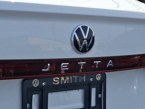 New 2026 Volkswagen Jetta SE FWD image 20