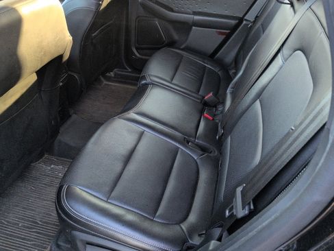 Used 2020 Ford Escape Titanium w/ Titanium Premium Package 2.0 FWD image 6