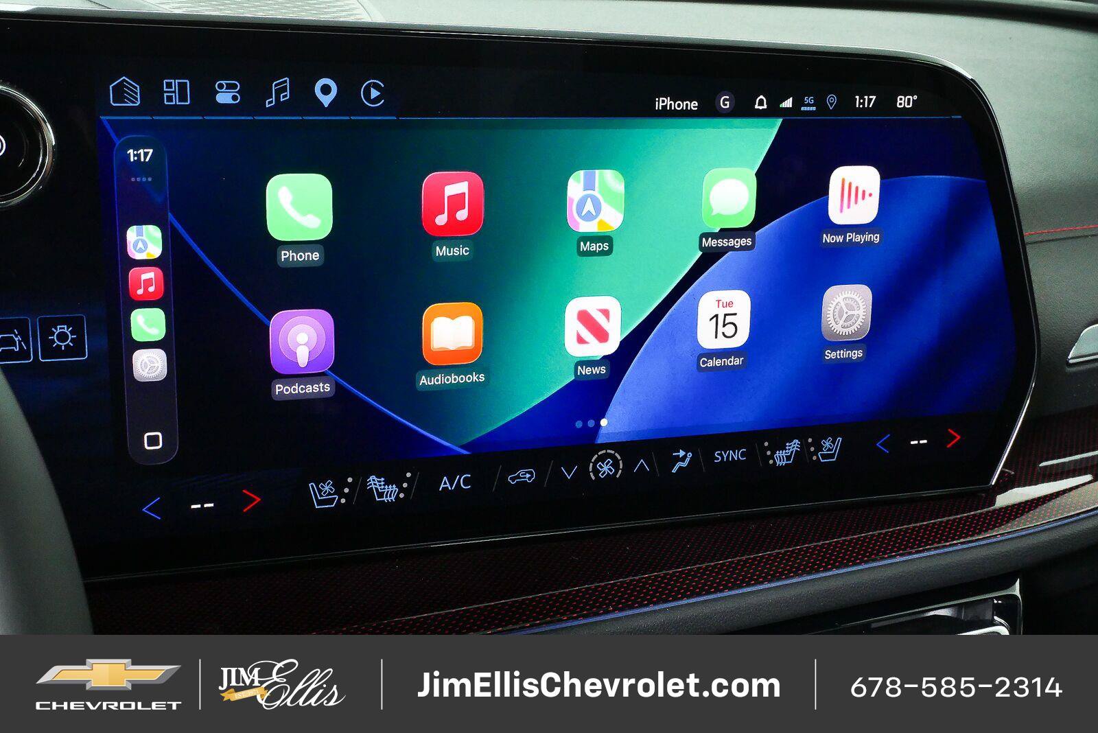 New 2027 Chevrolet Traverse RS w/ LPO, Floor Liner Package AWD/4WD image 14