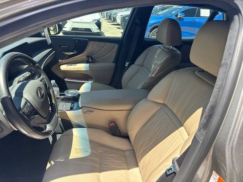 Used 2022 Lexus LS 500 AWD w/ Interior Upgrade Package image 21