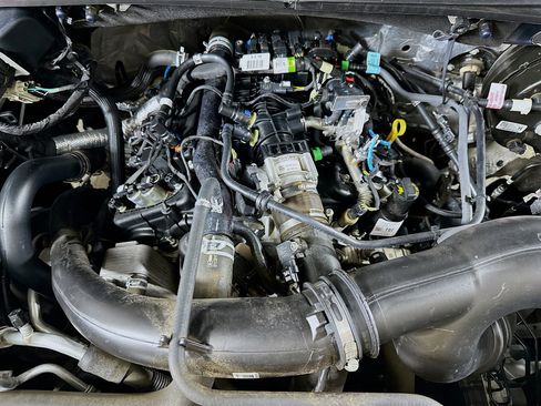 Used 2019 Ford F150 XLT w/ Equipment Group 302A Luxury image 33