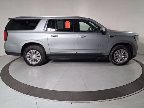 Certified 2025 GMC Yukon XL Denali RWD image 3