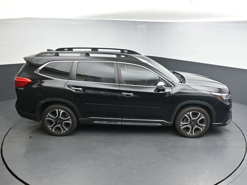 Used 2023 Subaru Ascent Touring AWD/4WD image 34
