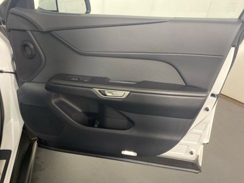 Certified 2026 Lexus ES 350e w/ Convenience Package FWD image 28