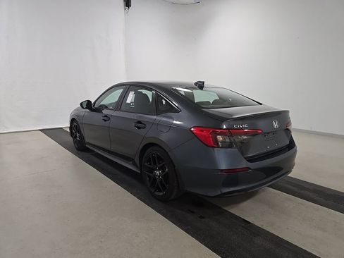 Used 2023 Honda Civic Sport image 4