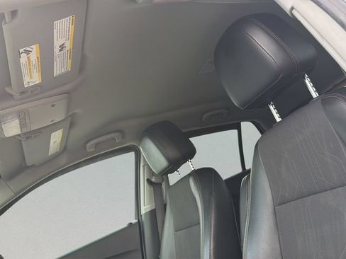 Used 2018 Chevrolet Trax LT w/ LT Convenience Package AWD/4WD image 12