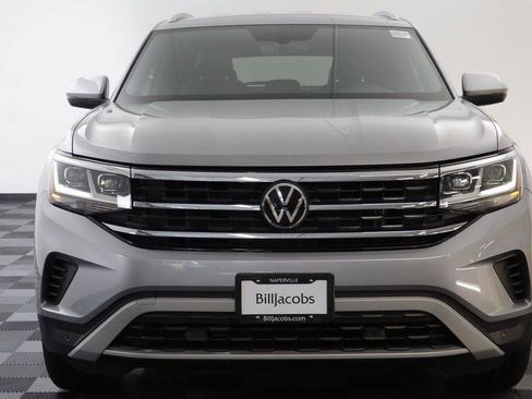 Used 2020 Volkswagen Atlas Cross Sport SE image 20