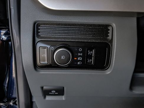 Used 2023 Ford F350 XLT w/ 360-Degree Camera Package AWD/4WD image 26