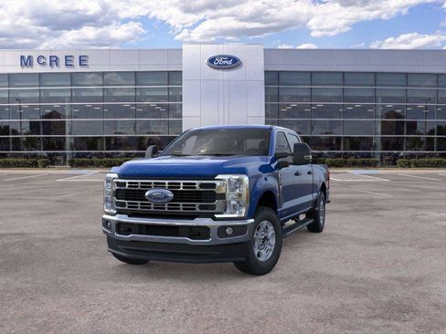 New 2026 Ford F250 XLT w/ FX4 Off-Road Package AWD/4WD image 2