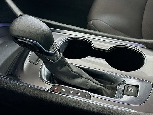 Used 2023 Chevrolet Malibu LT image 17