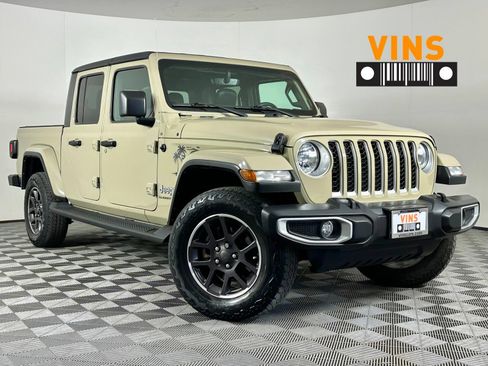 Used 2022 Jeep Gladiator Overland w/ Popular Equipment Package AWD/4WD image 1