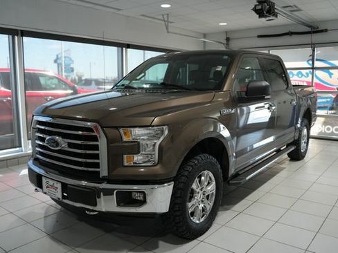 Used 2016 Ford F150 XLT w/ Equipment Group 302A Luxury AWD/4WD image 4
