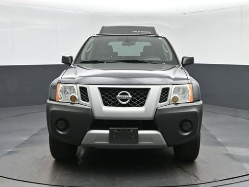 Used 2010 Nissan Xterra X AWD/4WD image 2