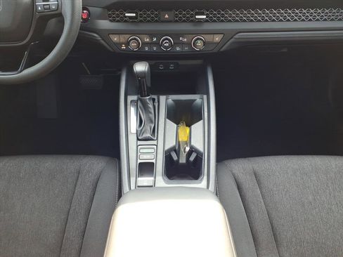 Certified 2023 Honda Accord EX image 18