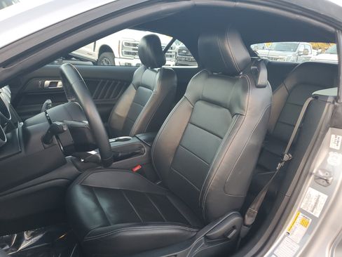 Used 2023 Ford Mustang Premium image 12