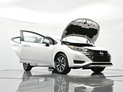 New 2025 Nissan Versa SV w/ Trunk Package FWD image 45