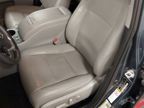 Used 2019 Toyota Highlander Limited Platinum image 22