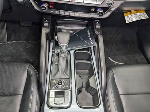 Used 2024 Kia Telluride S w/ S Sunroof Package image 17