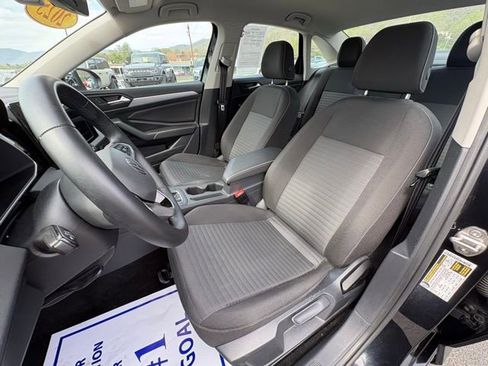 Used 2025 Volkswagen Jetta S FWD image 23