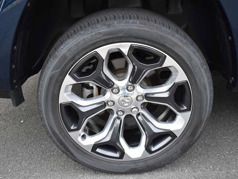 Used 2023 RAM 1500 Limited AWD/4WD image 24