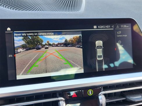 Used 2022 BMW 330i xDrive Sedan w/ Premium Package image 29